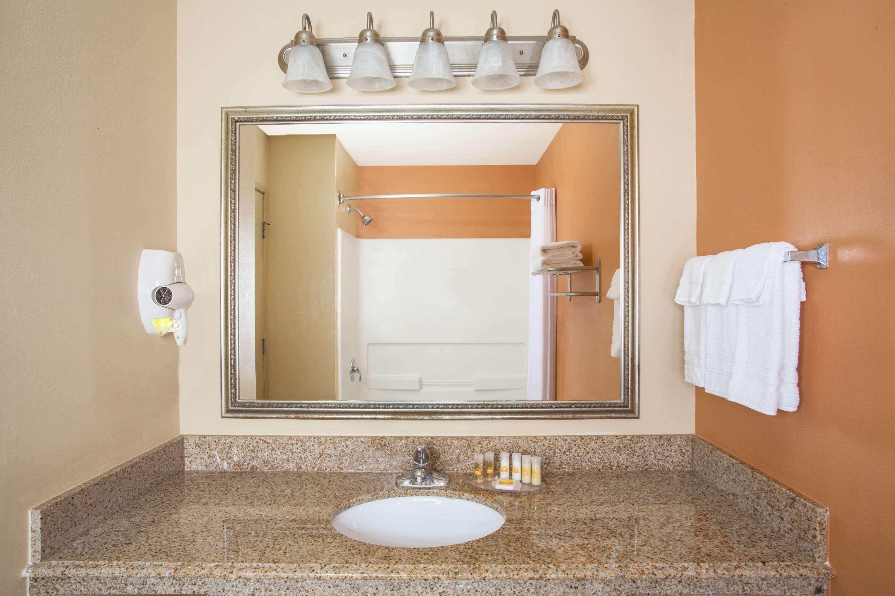 Days Inn & Suites By Wyndham Thibodaux Exteriér fotografie