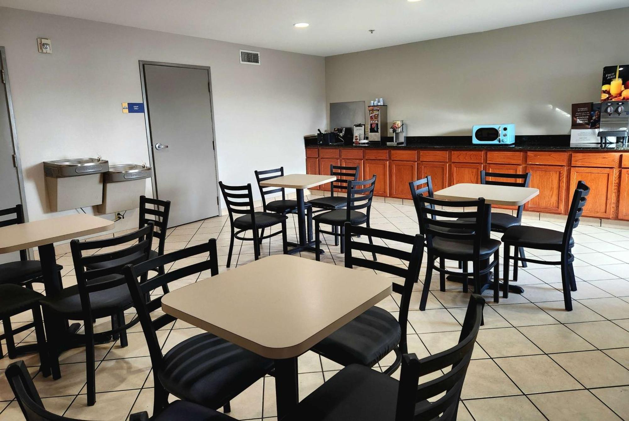 Days Inn & Suites By Wyndham Thibodaux Exteriér fotografie